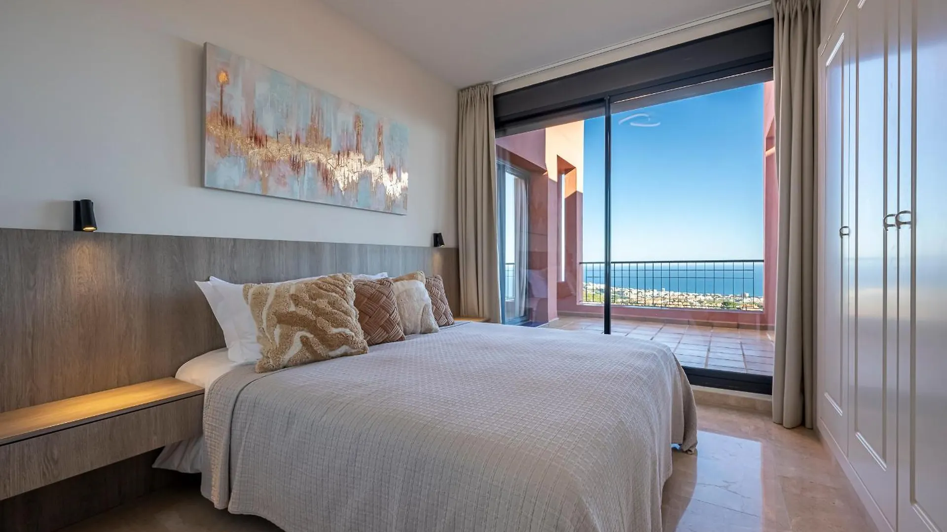Elze Panoramic Sea View Luxury Apartment Mijas Costa